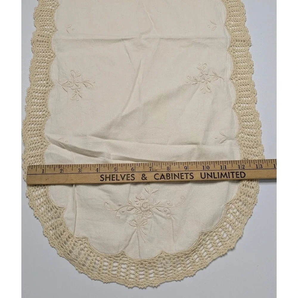 Vintage Cream Floral Embroidered Table Runner Crochet Trim